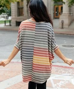 Ave Shops Clothing Weekend Wonder Top In Olive Multi