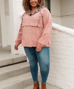 Ave Shops Wild Card Windbreaker In Mauve