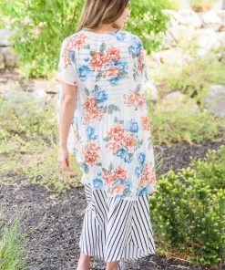 Ave Shops Wildflower Kimono In White