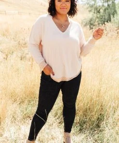 Ave Shops Winding Roads Top Long Sleeve Tops