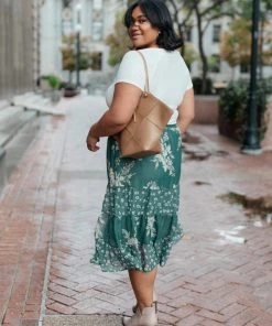Ave Shops Zoe Floral Middi Skirt in Hunter Green | Stylish Women's Dresses & Jumpsuits 18 Ave Shops Zoe Floral Middi Skirt In Hunter Green Dresses, Rompers, Jumpsuits