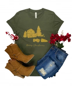 The Cinchy Cowgirl Army Green Merry Christmas Farm Short Sleeve Tee CLEARANCE GRAPHICS