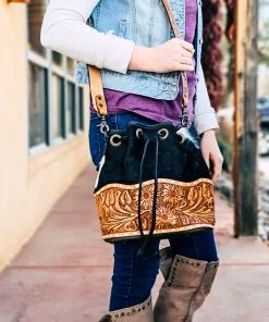 American Darling Black & White Cowhide Tooled Bucket Handbag Handbags & Wallets