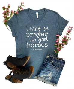 The Cinchy Cowgirl Heather Slate Living On Prayer Short Sleeve Graphic Tee Clothing