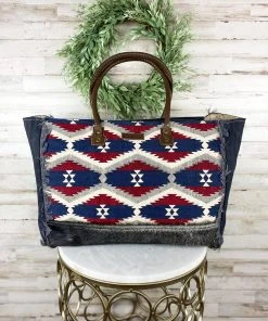 Sixtease Red & Blue Aztec Weekender Bag Handbags & Wallets
