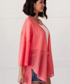 Ave Shops Strawberry Breeze Kimono